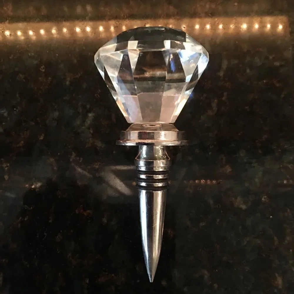 LISA VANDERPUMP Hope Diamond Wine Bottle Topper!